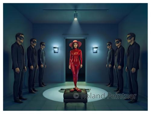 Madame in Rot HP